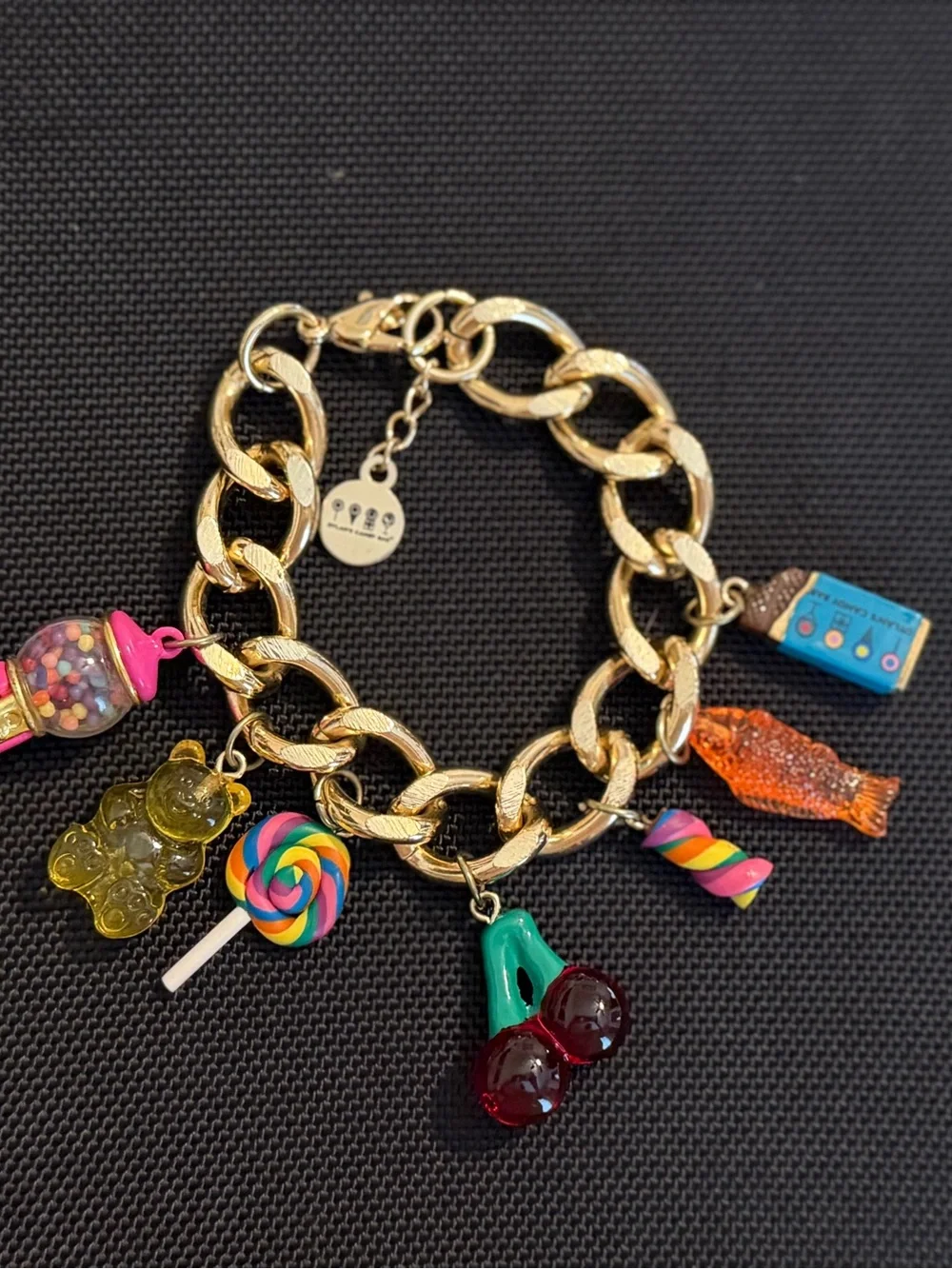 N/A bear including lollipop